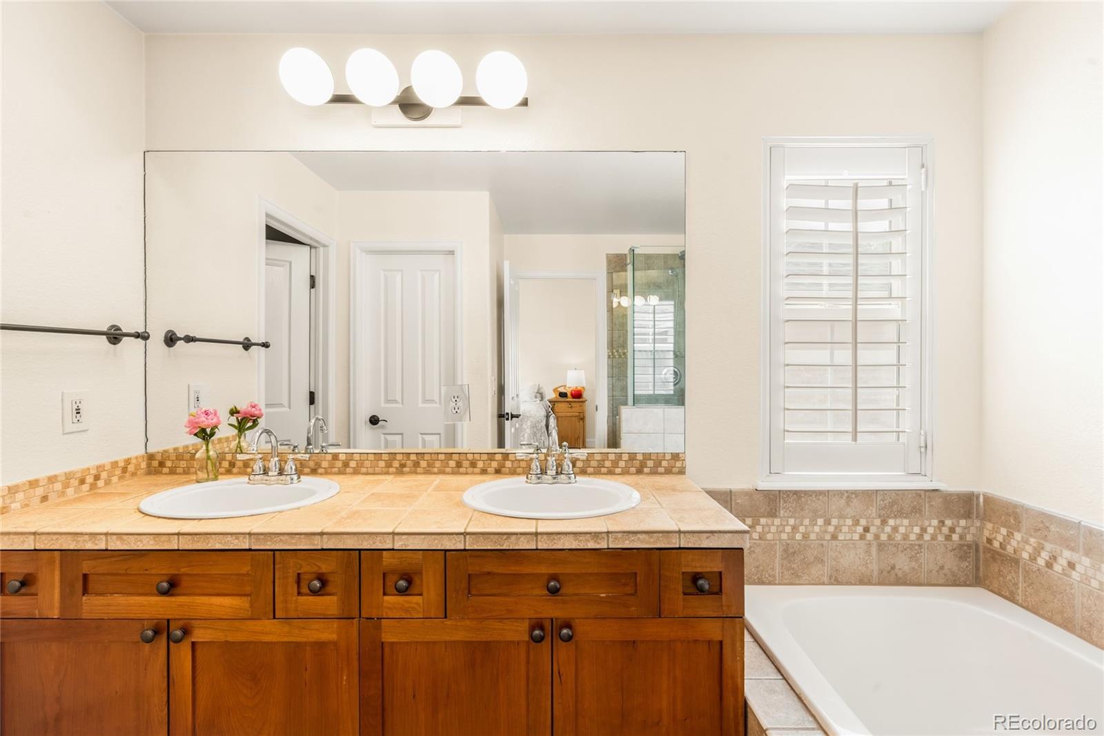 MLS Image #18 for 7754 e 9th avenue,denver, Colorado