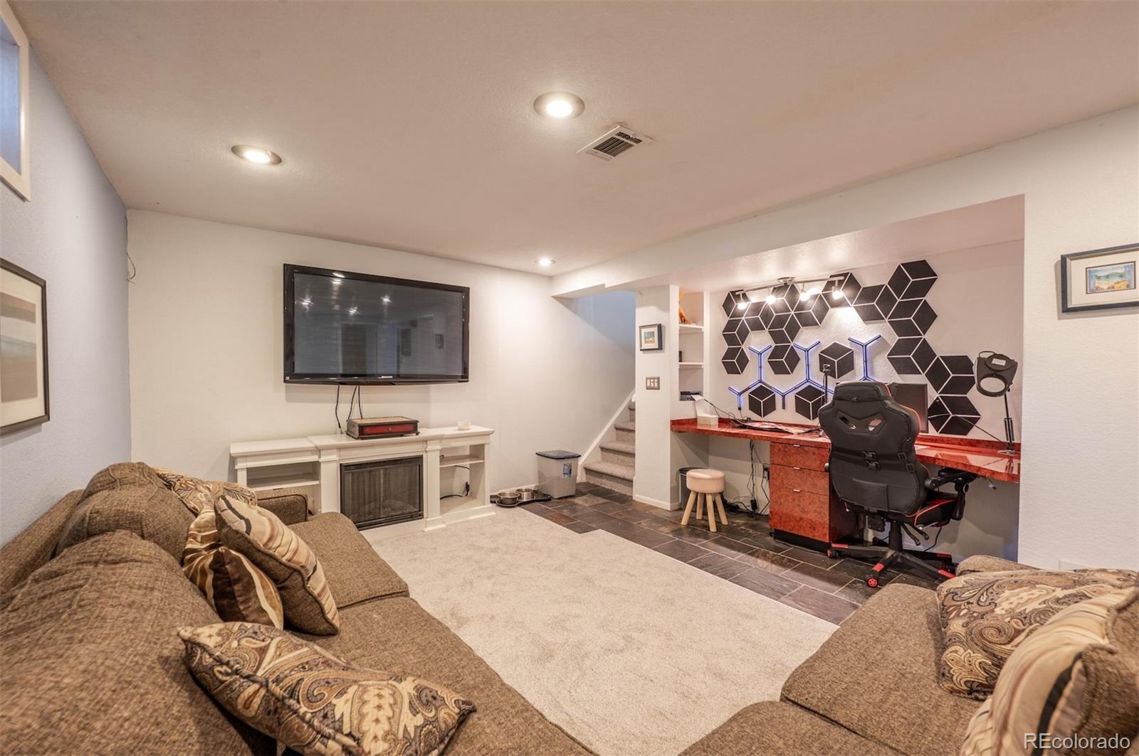 MLS Image #18 for 918 s bross street,longmont, Colorado