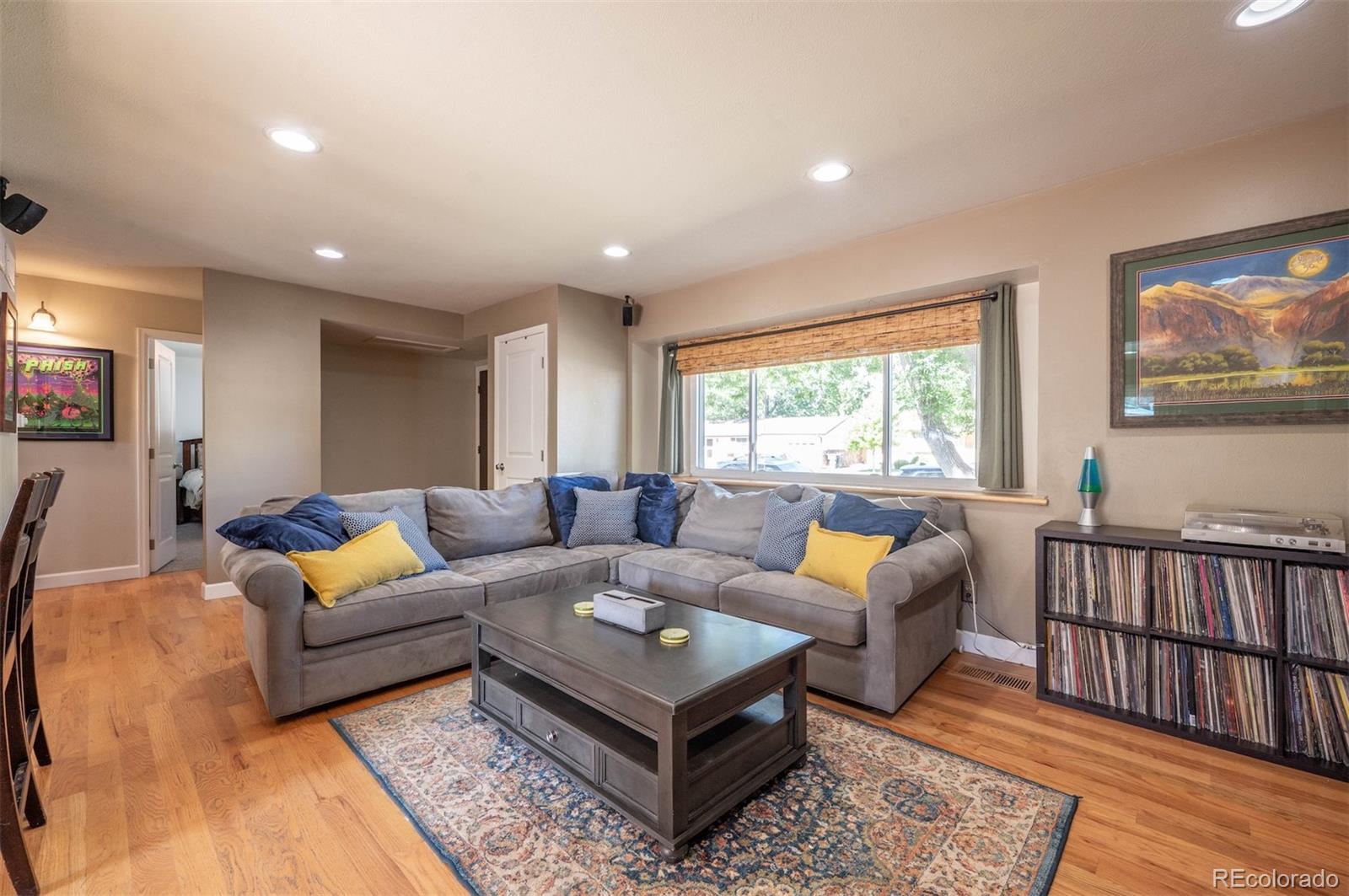 MLS Image #4 for 918 s bross street,longmont, Colorado