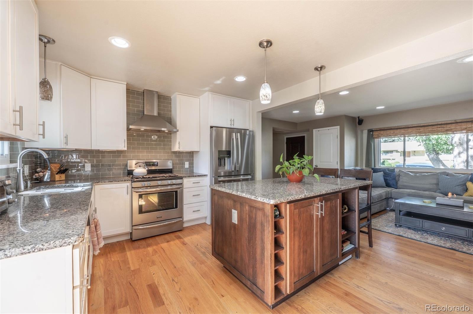 MLS Image #8 for 918 s bross street,longmont, Colorado