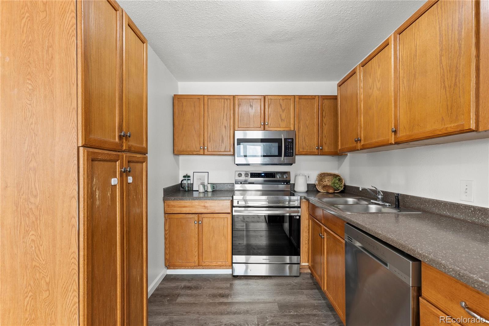 MLS Image #15 for 8430  clarkson street,denver, Colorado