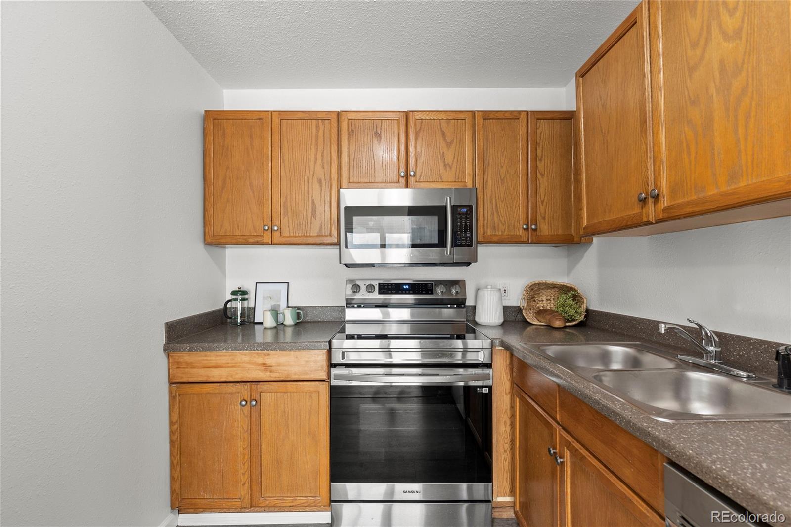 MLS Image #16 for 8430  clarkson street,denver, Colorado