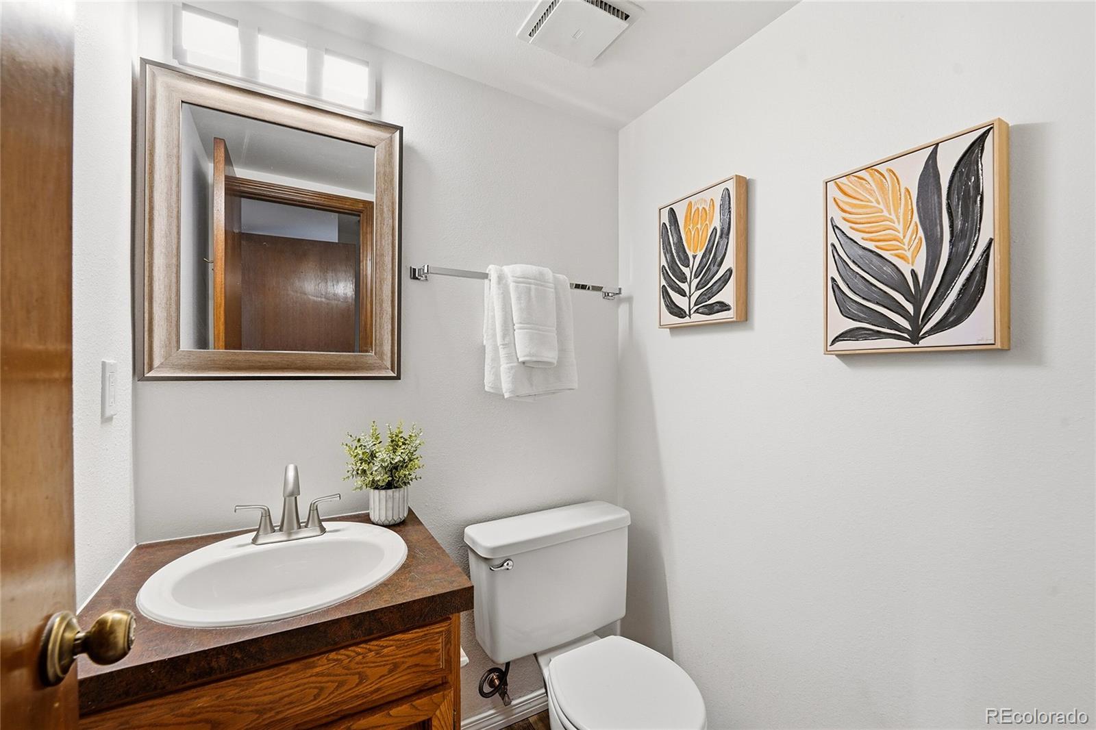 MLS Image #11 for 7393 s knolls way,littleton, Colorado