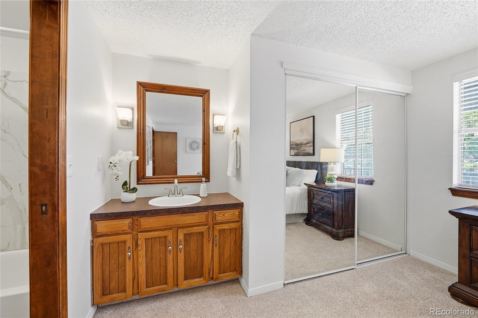 MLS Image #15 for 7393 s knolls way,littleton, Colorado
