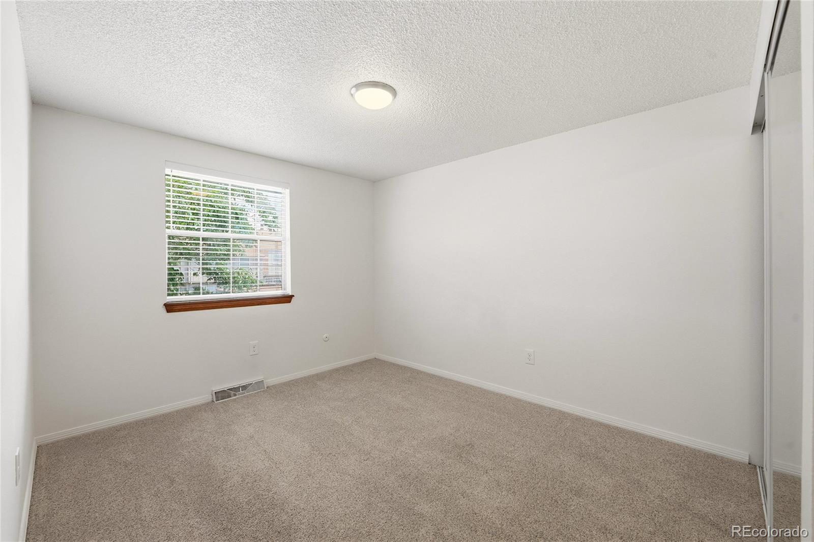 MLS Image #20 for 7393 s knolls way,littleton, Colorado