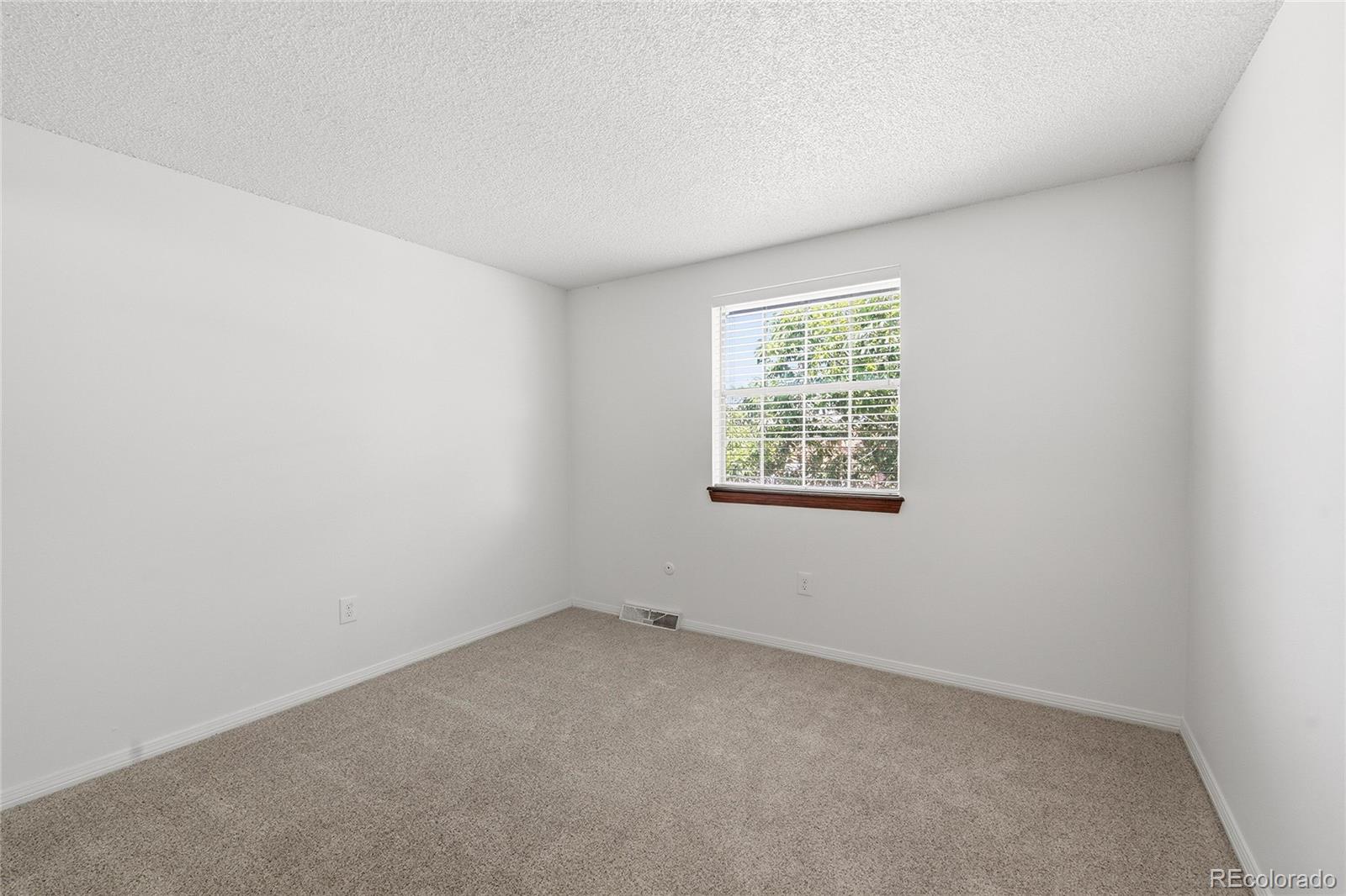 MLS Image #21 for 7393 s knolls way,littleton, Colorado