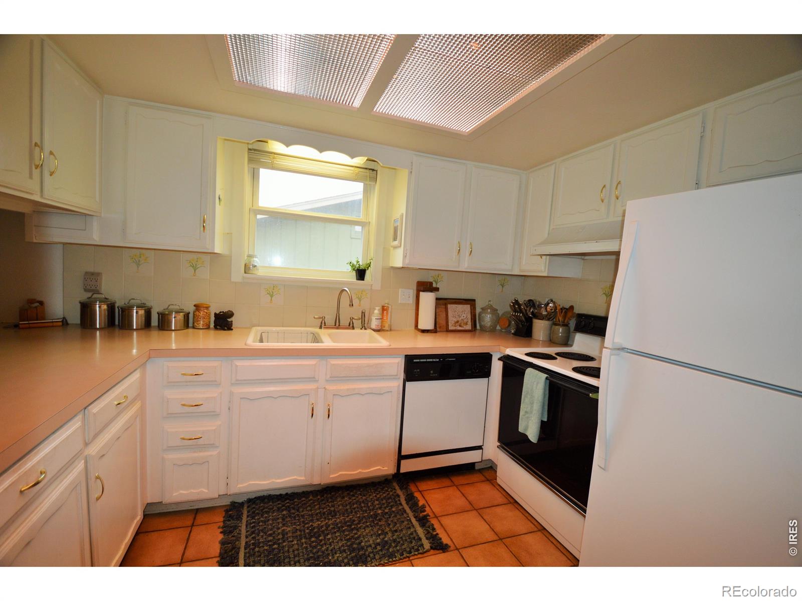 MLS Image #2 for 3814  columbia drive,longmont, Colorado
