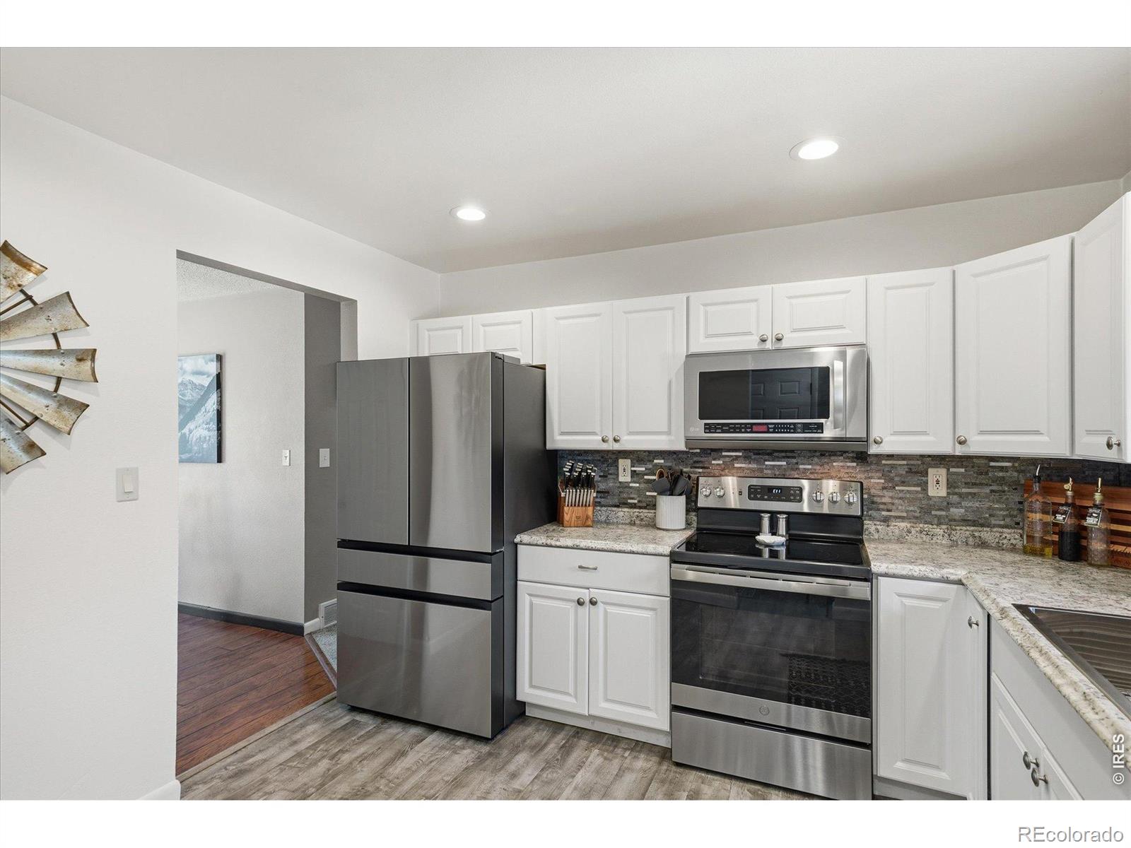 MLS Image #5 for 354 s 5th street,la salle, Colorado