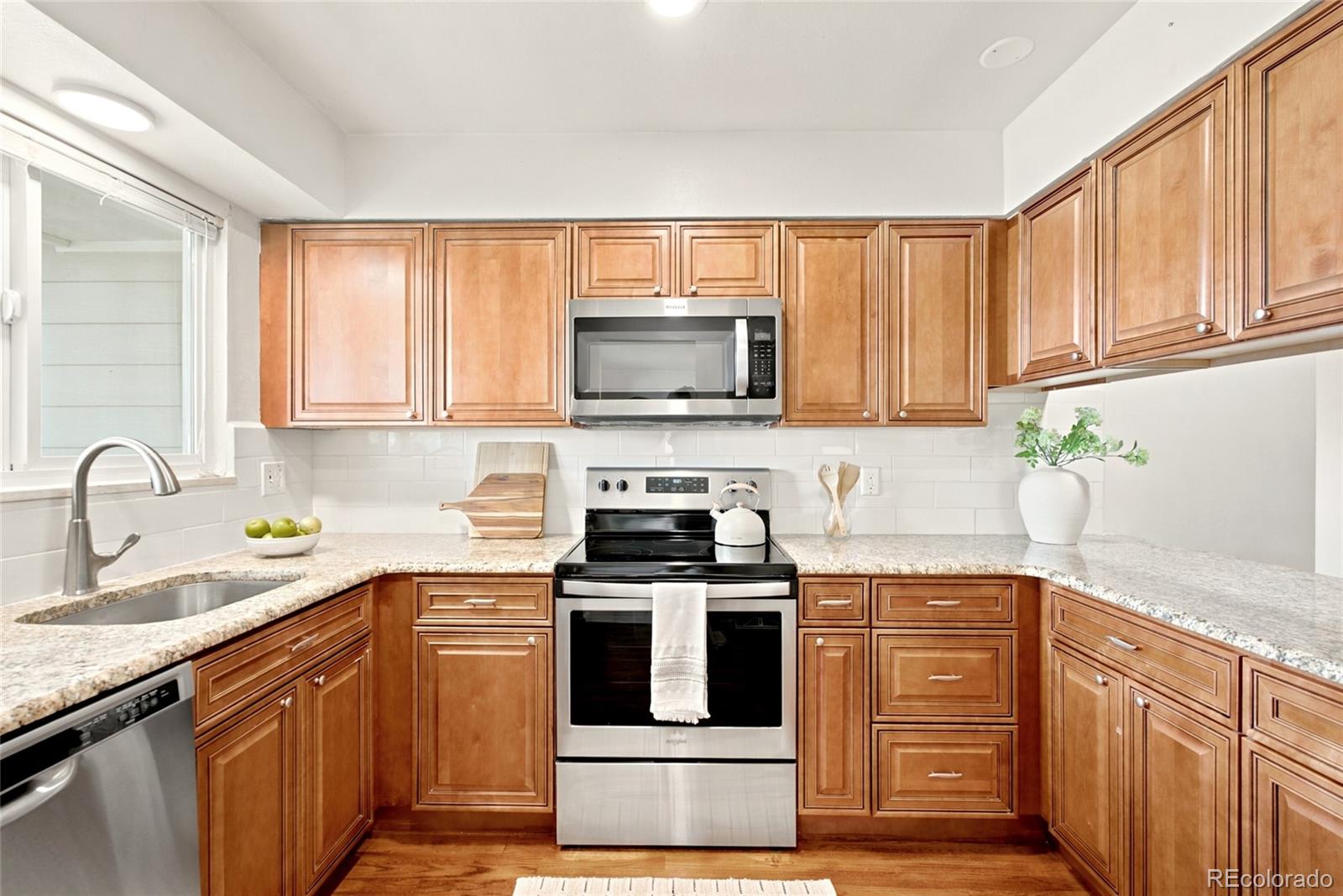 MLS Image #3 for 1455 s hoyt street,lakewood, Colorado