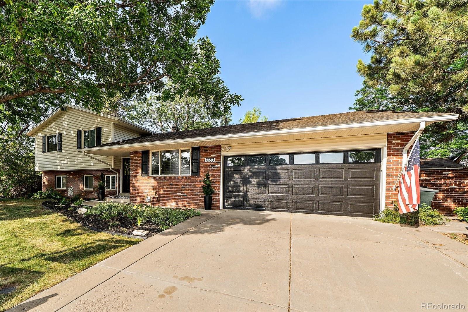 MLS Image #1 for 7583 s franklin way,littleton, Colorado