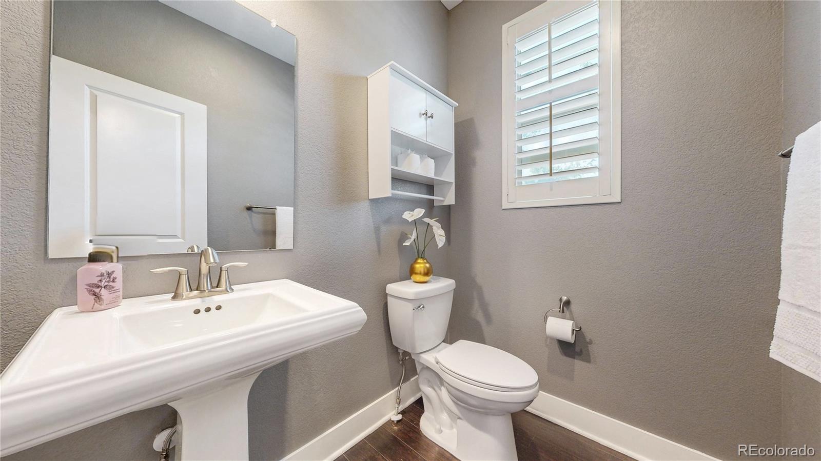 MLS Image #18 for 536 s vance court,lakewood, Colorado