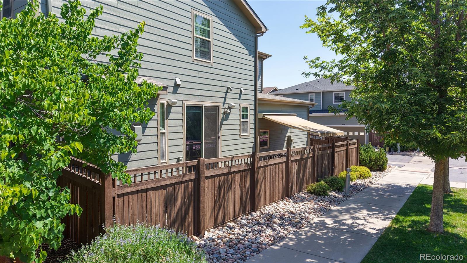MLS Image #3 for 536 s vance court,lakewood, Colorado