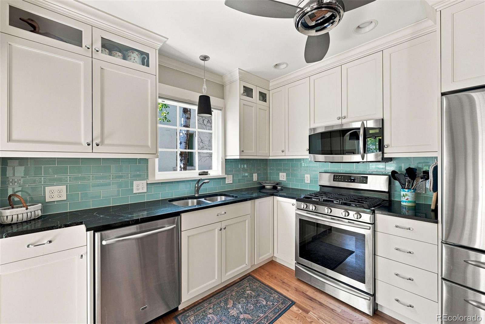 MLS Image #12 for 2318  albion street,denver, Colorado