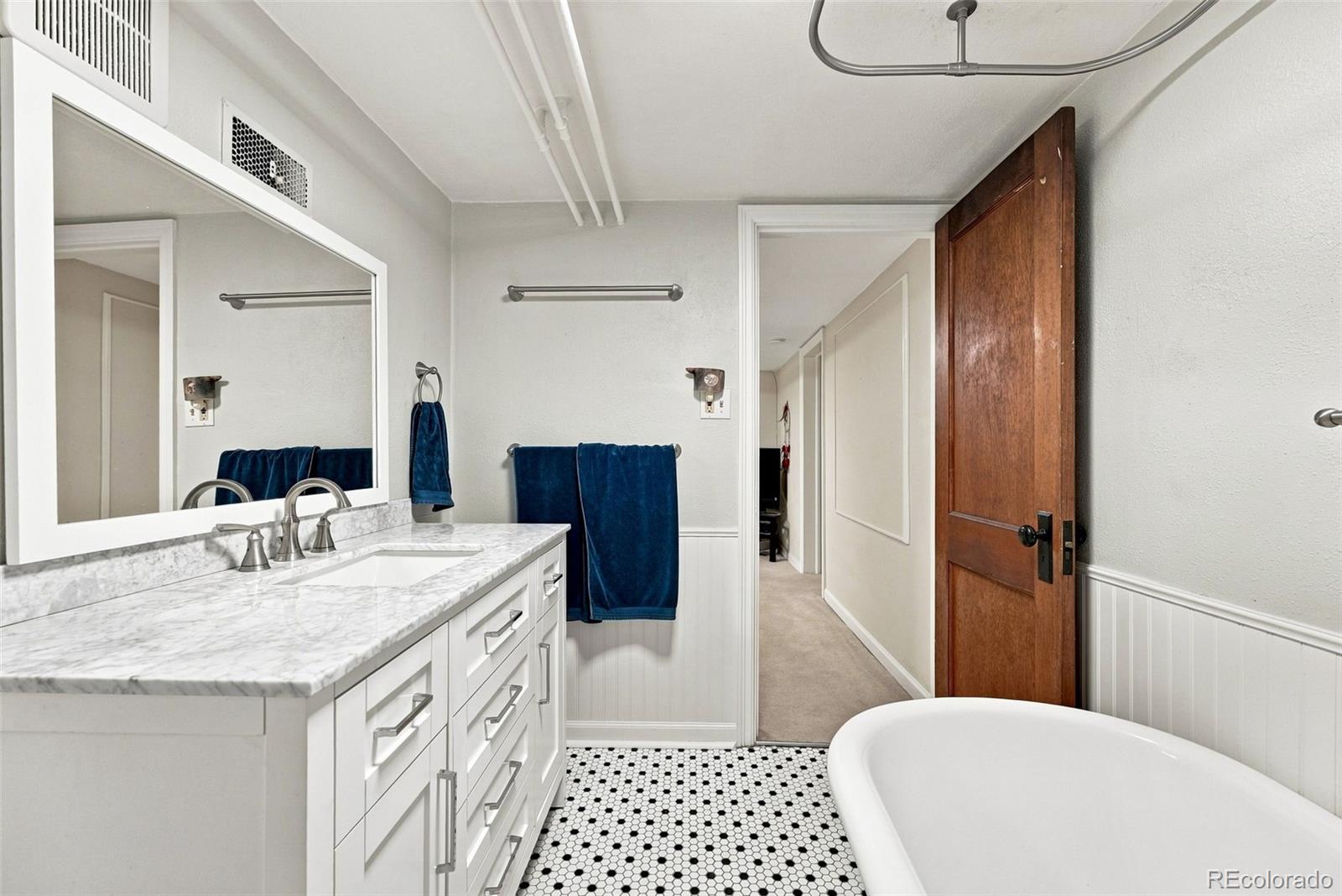 MLS Image #30 for 2318  albion street,denver, Colorado