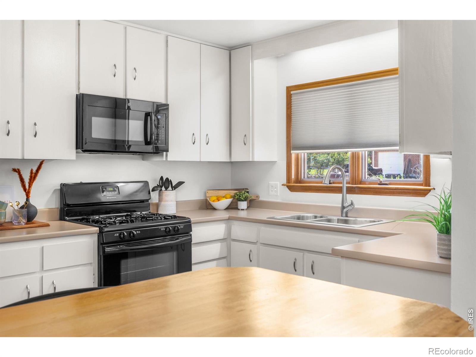 MLS Image #10 for 10964 e 109th place,northglenn, Colorado