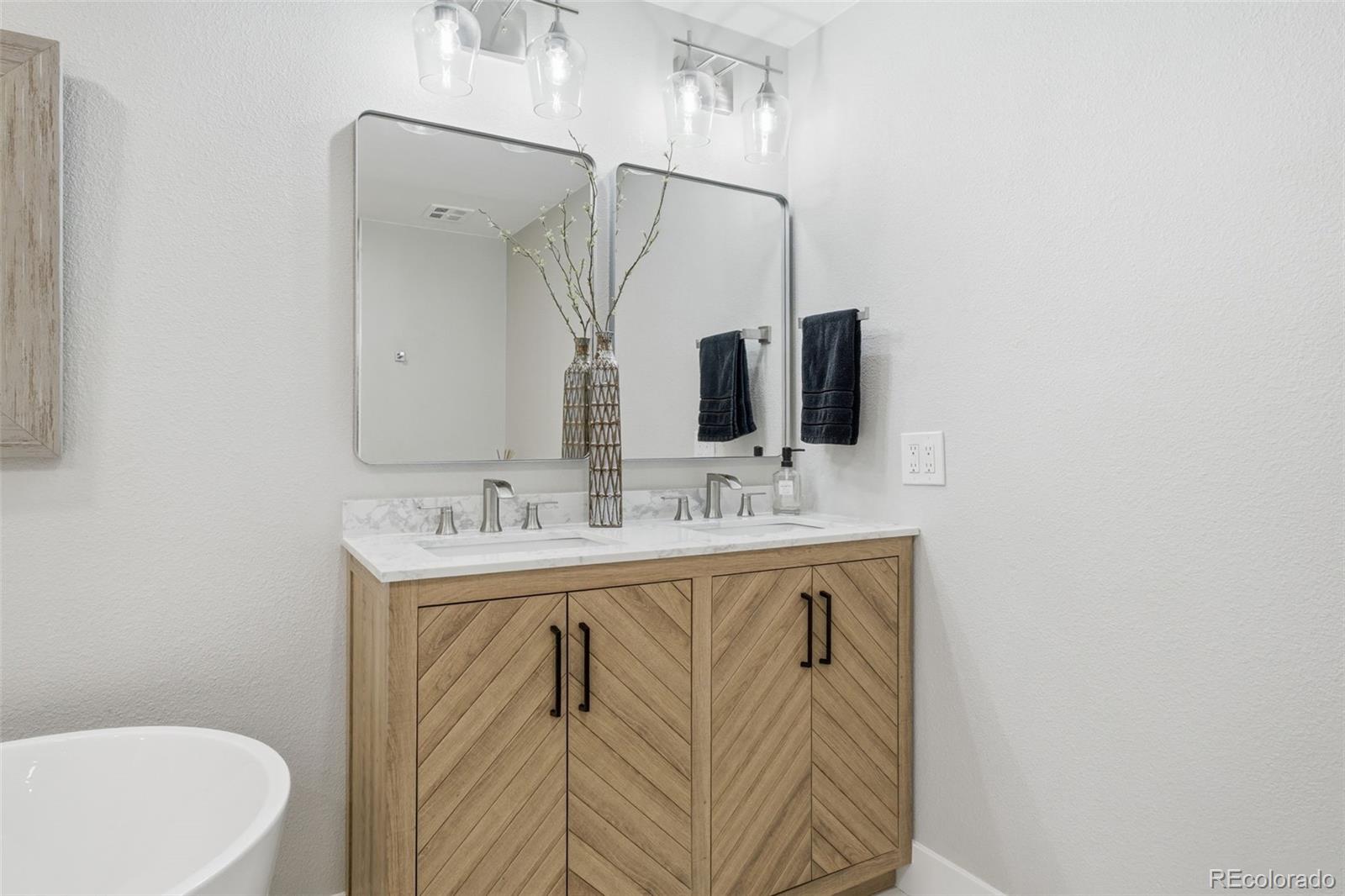 MLS Image #22 for 7295 s steele circle,littleton, Colorado