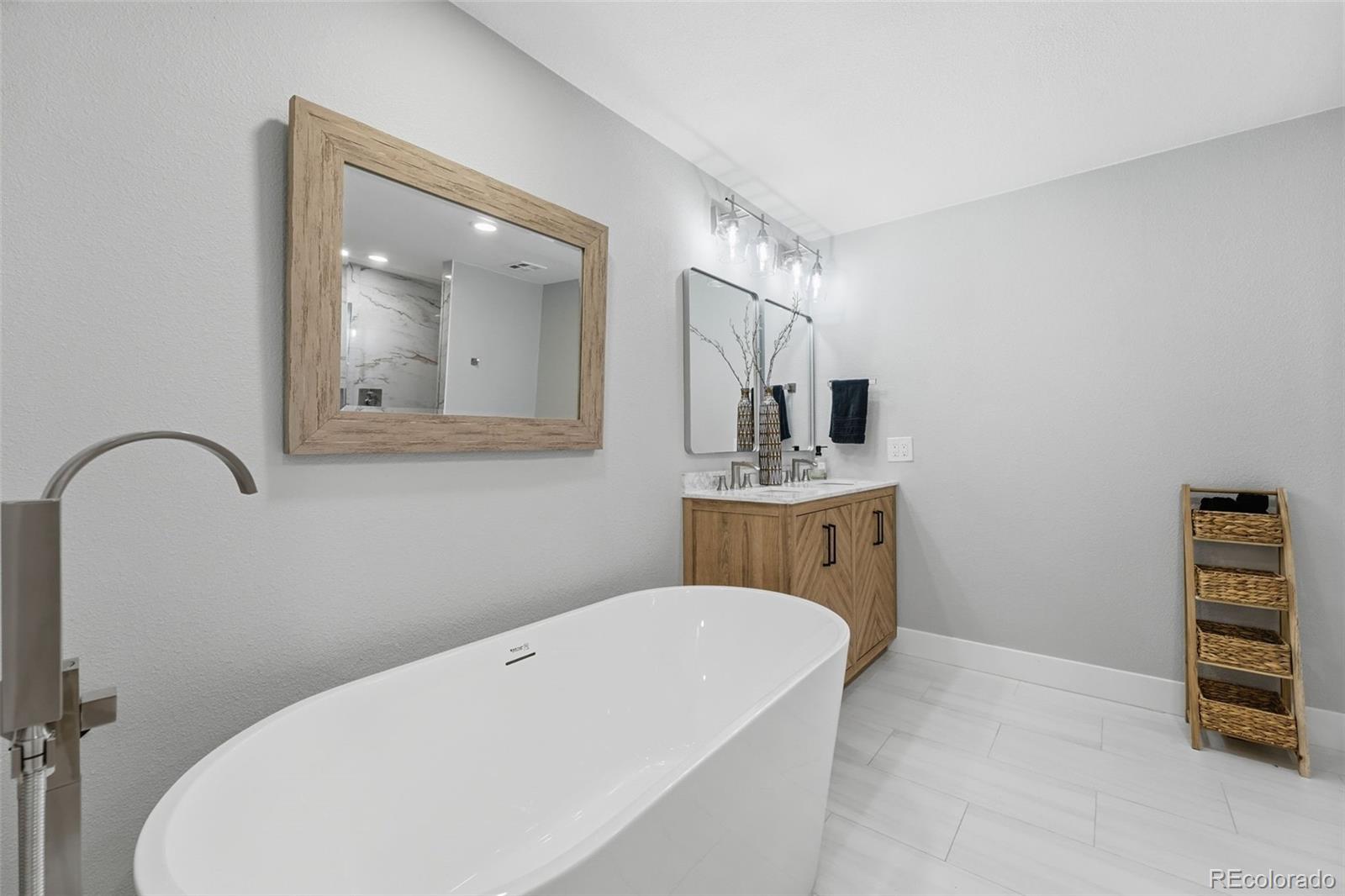 MLS Image #23 for 7295 s steele circle,littleton, Colorado