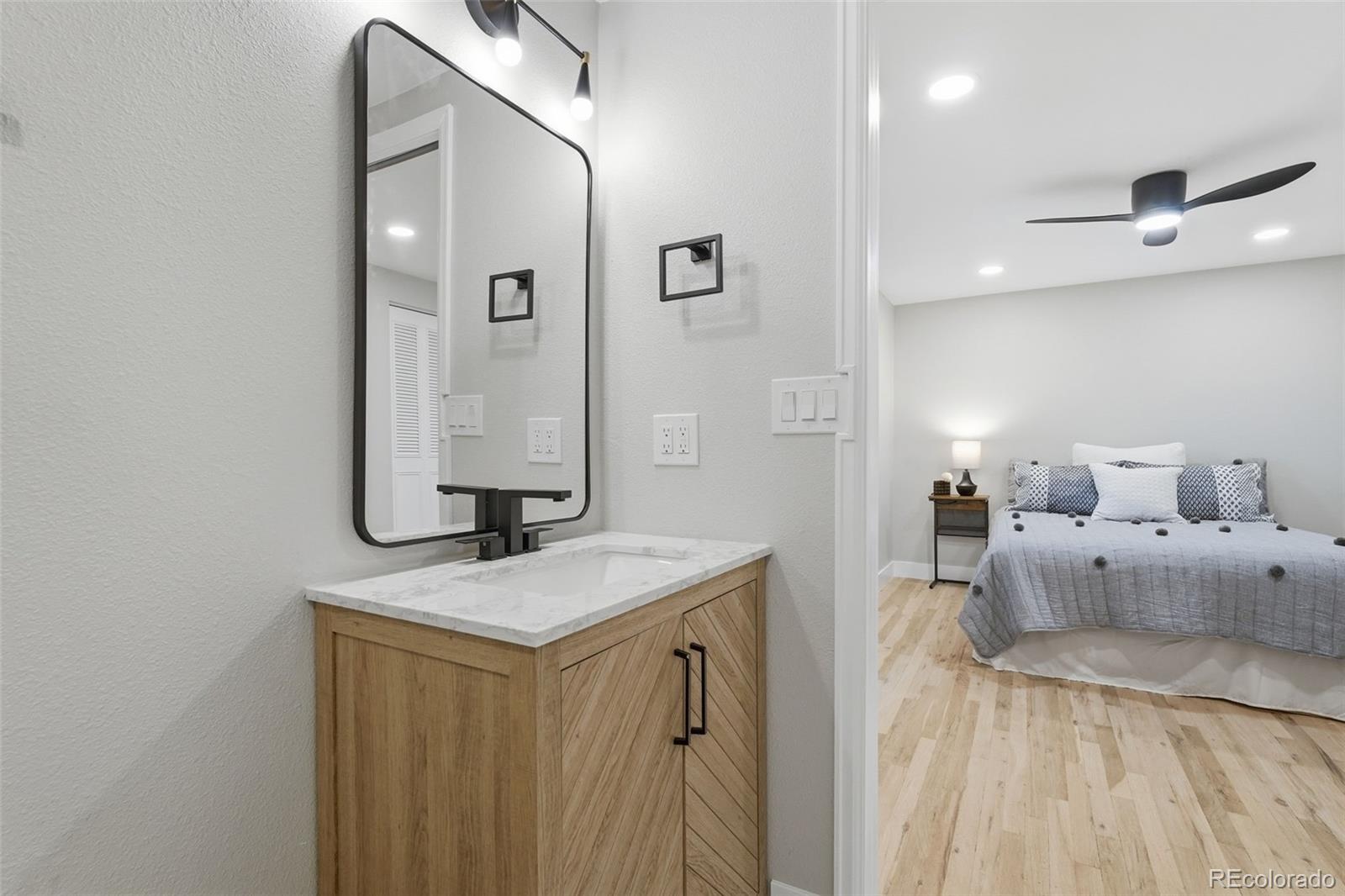 MLS Image #28 for 7295 s steele circle,littleton, Colorado
