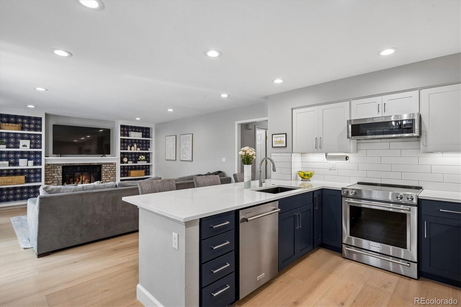 MLS Image #14 for 7680 s jasmine way,englewood, Colorado