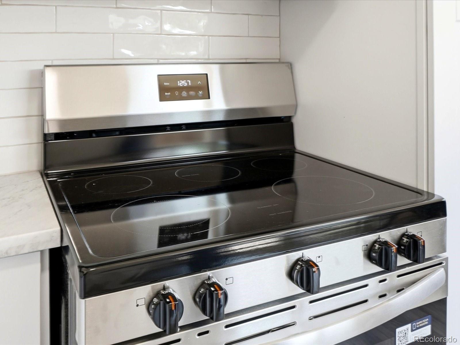 MLS Image #12 for 1241 s newton street,denver, Colorado