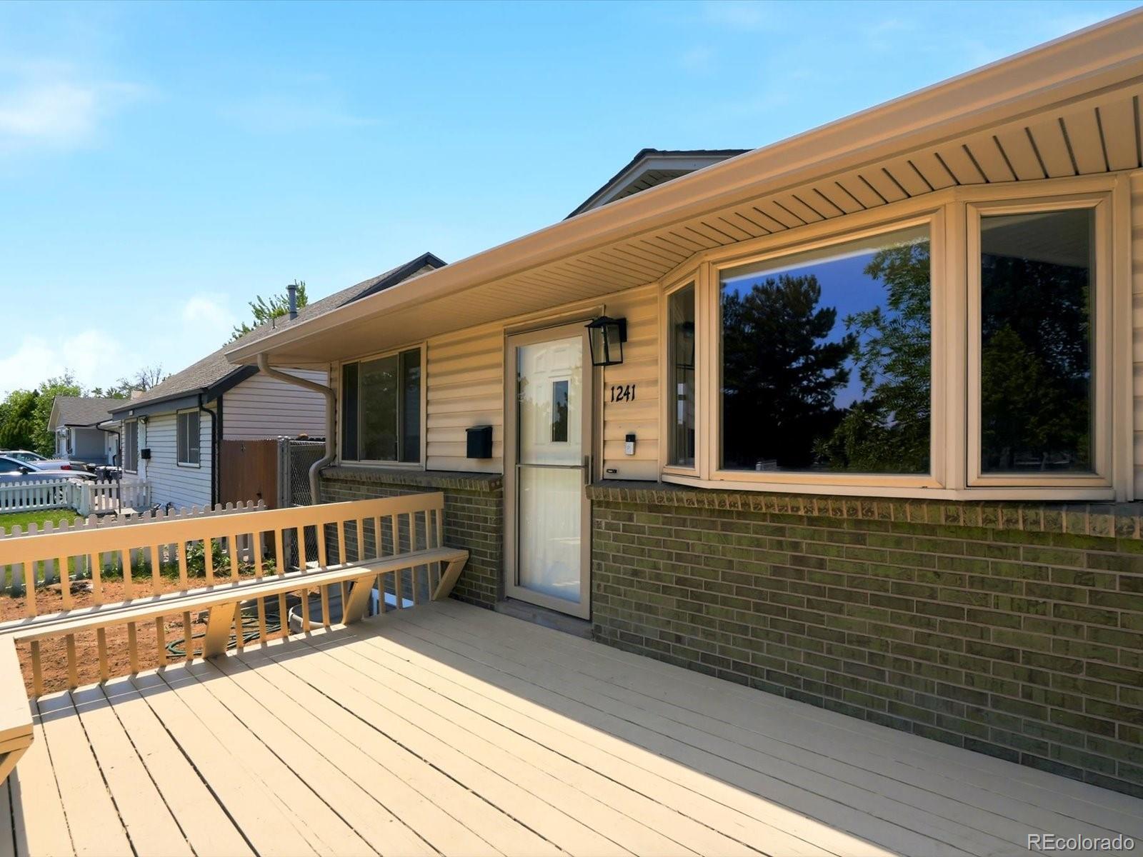 MLS Image #4 for 1241 s newton street,denver, Colorado