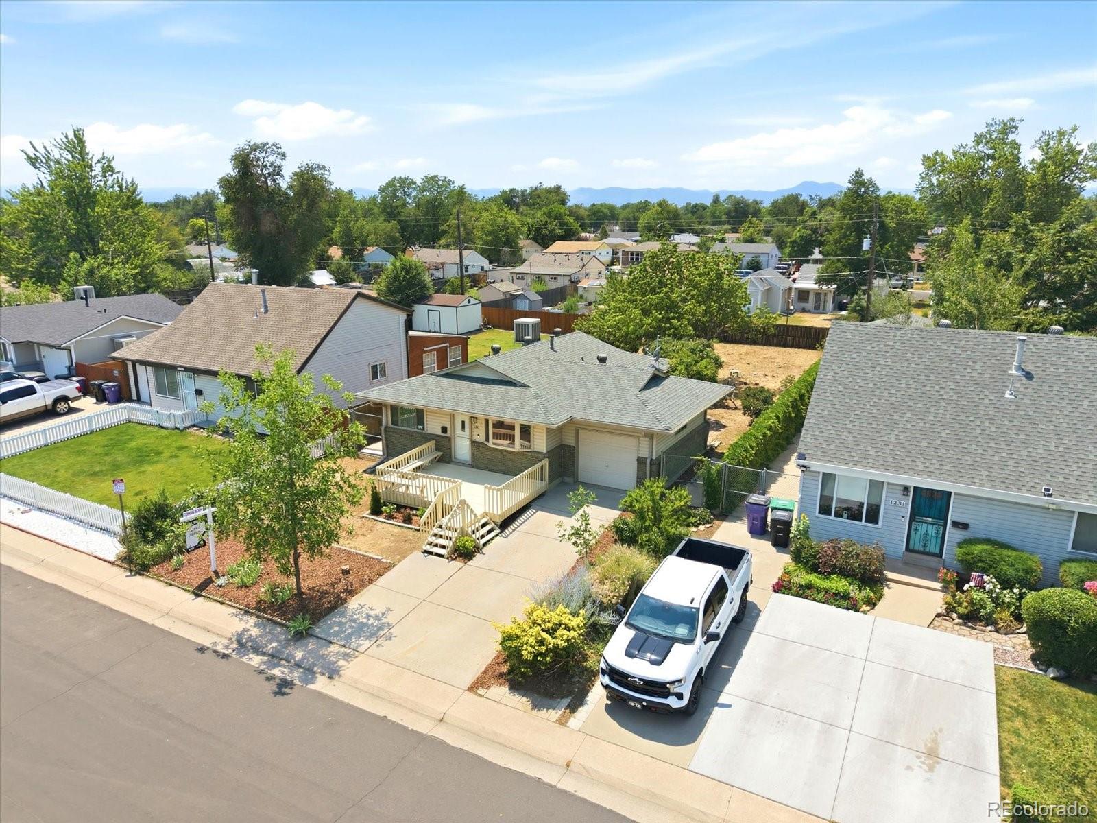 MLS Image #41 for 1241 s newton street,denver, Colorado