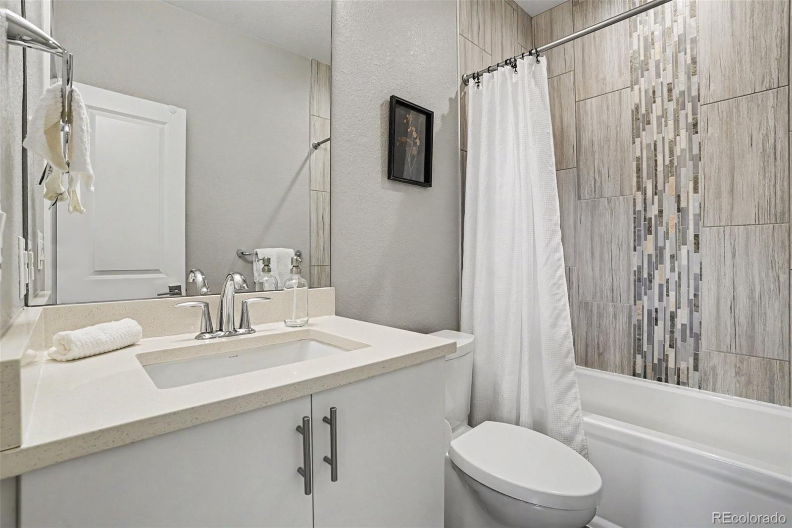 MLS Image #19 for 527  josephine street,denver, Colorado