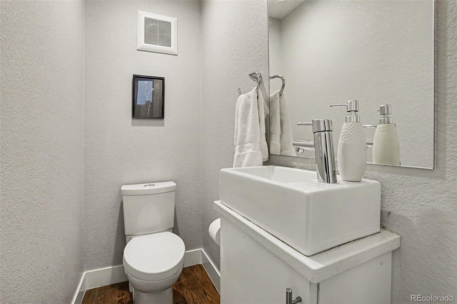 MLS Image #8 for 527  josephine street,denver, Colorado