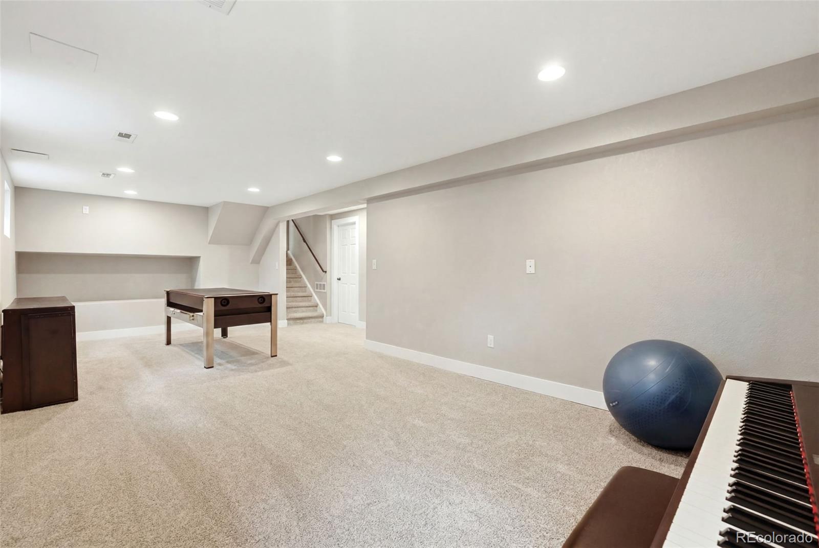 MLS Image #15 for 2863 s reading court,denver, Colorado