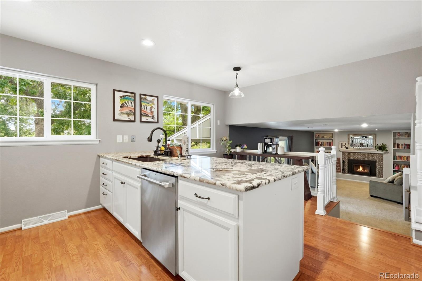 MLS Image #5 for 2863 s reading court,denver, Colorado