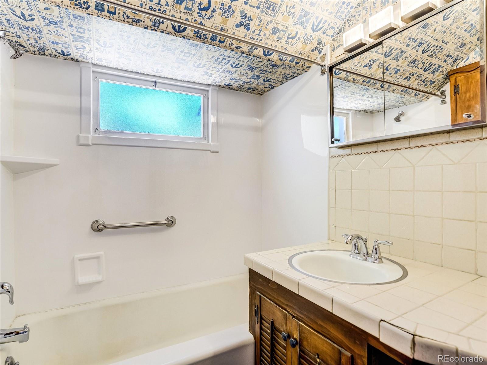MLS Image #12 for 1823  cheyenne boulevard,colorado springs, Colorado