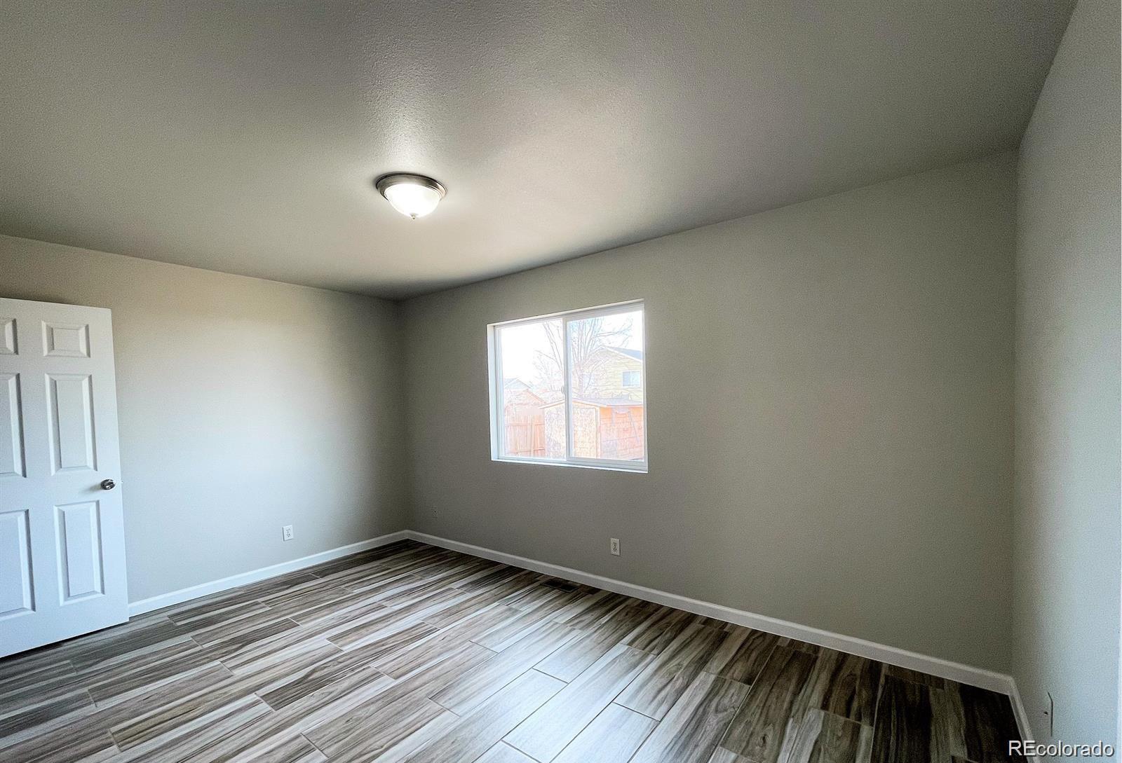 MLS Image #7 for 2445  balsam avenue,greeley, Colorado