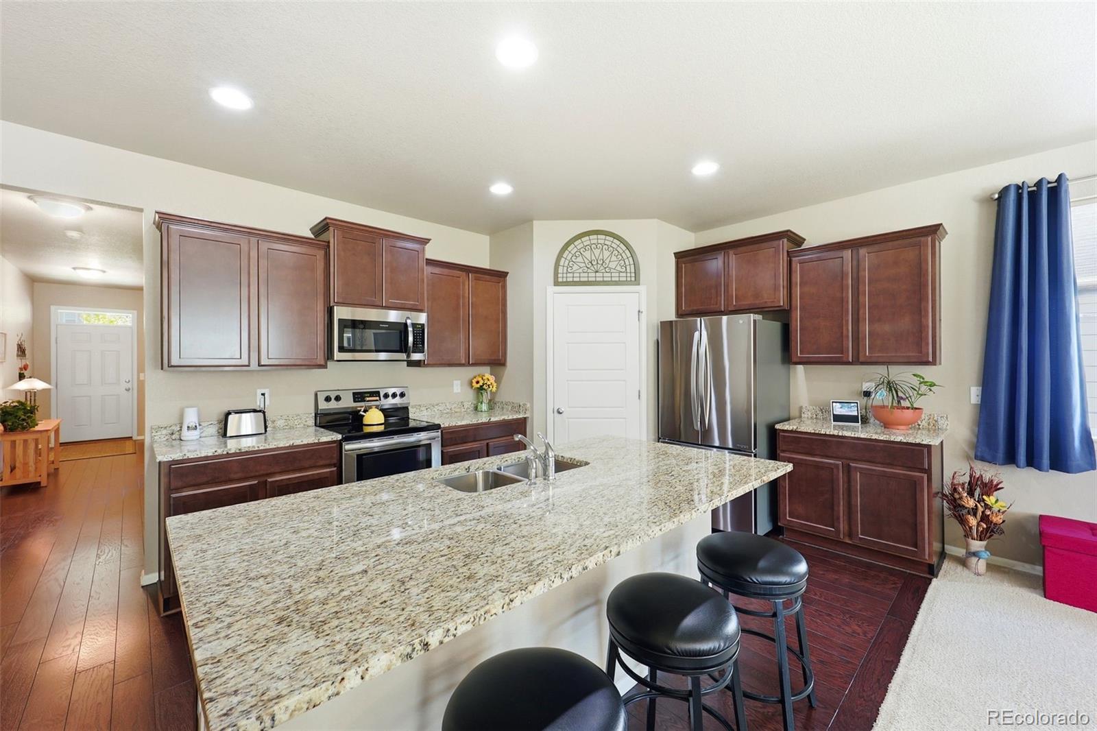 MLS Image #11 for 4832 s tempe street,aurora, Colorado
