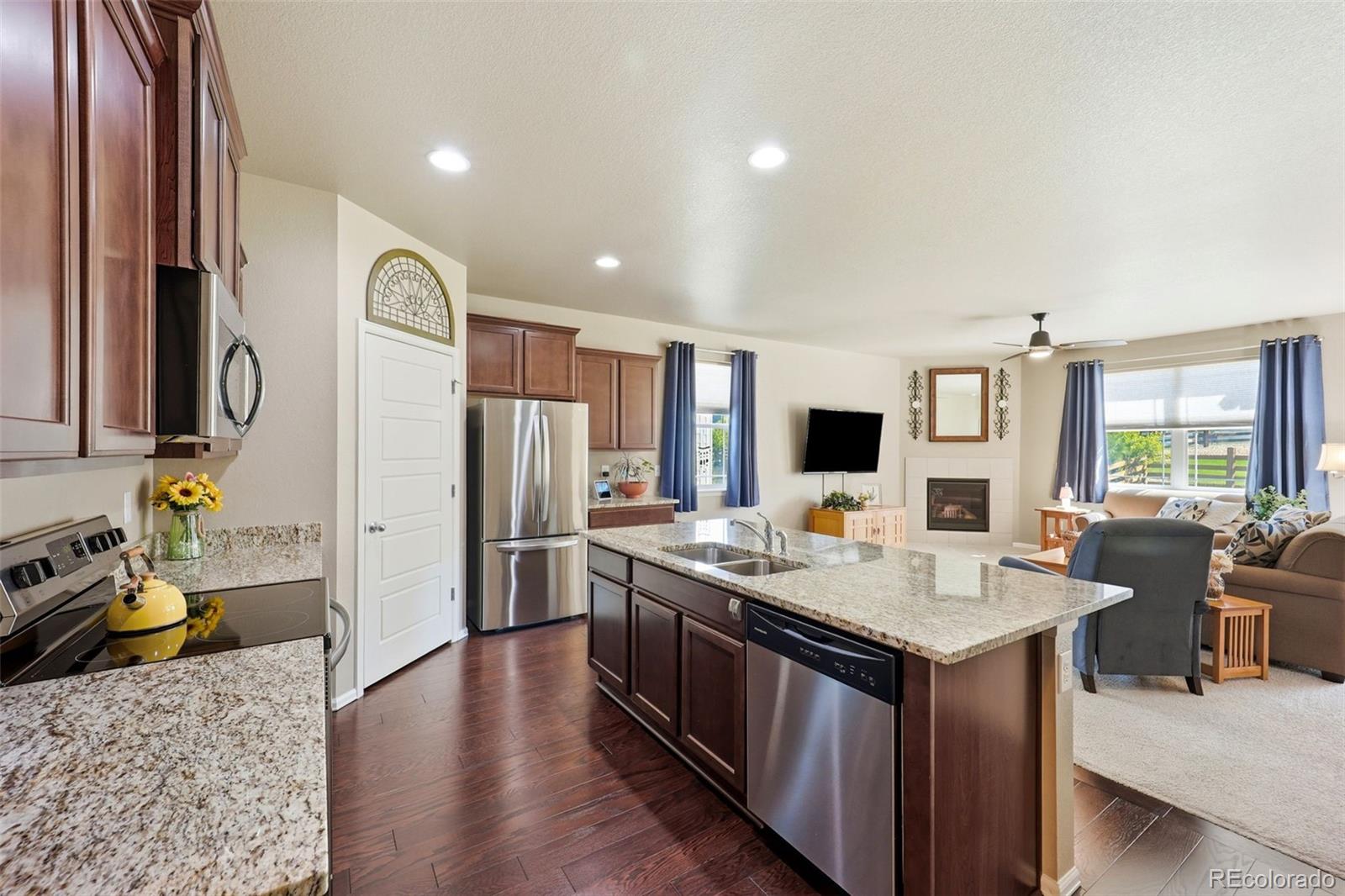 MLS Image #9 for 4832 s tempe street,aurora, Colorado