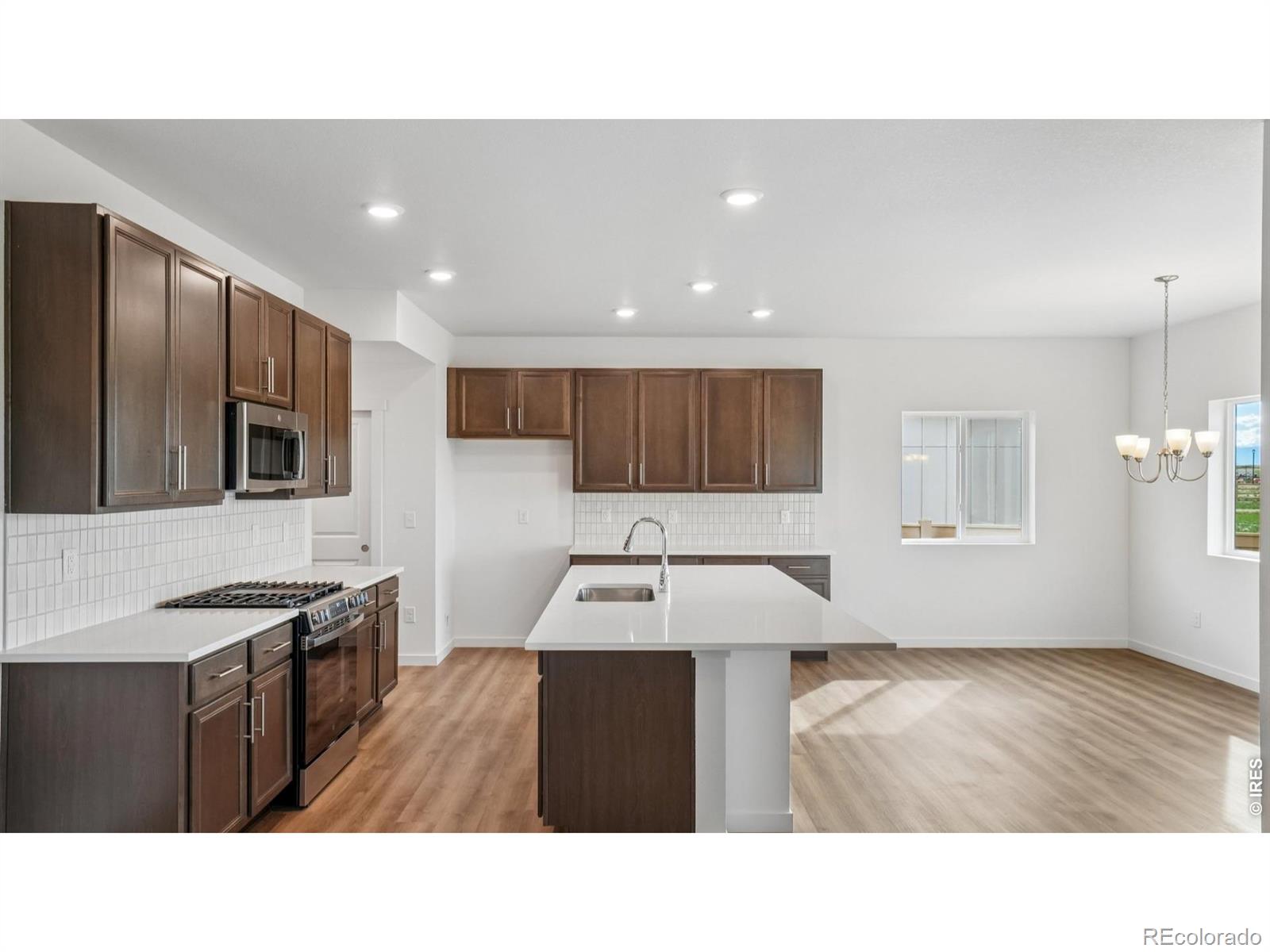 MLS Image #9 for 644  piedmontese street,johnstown, Colorado
