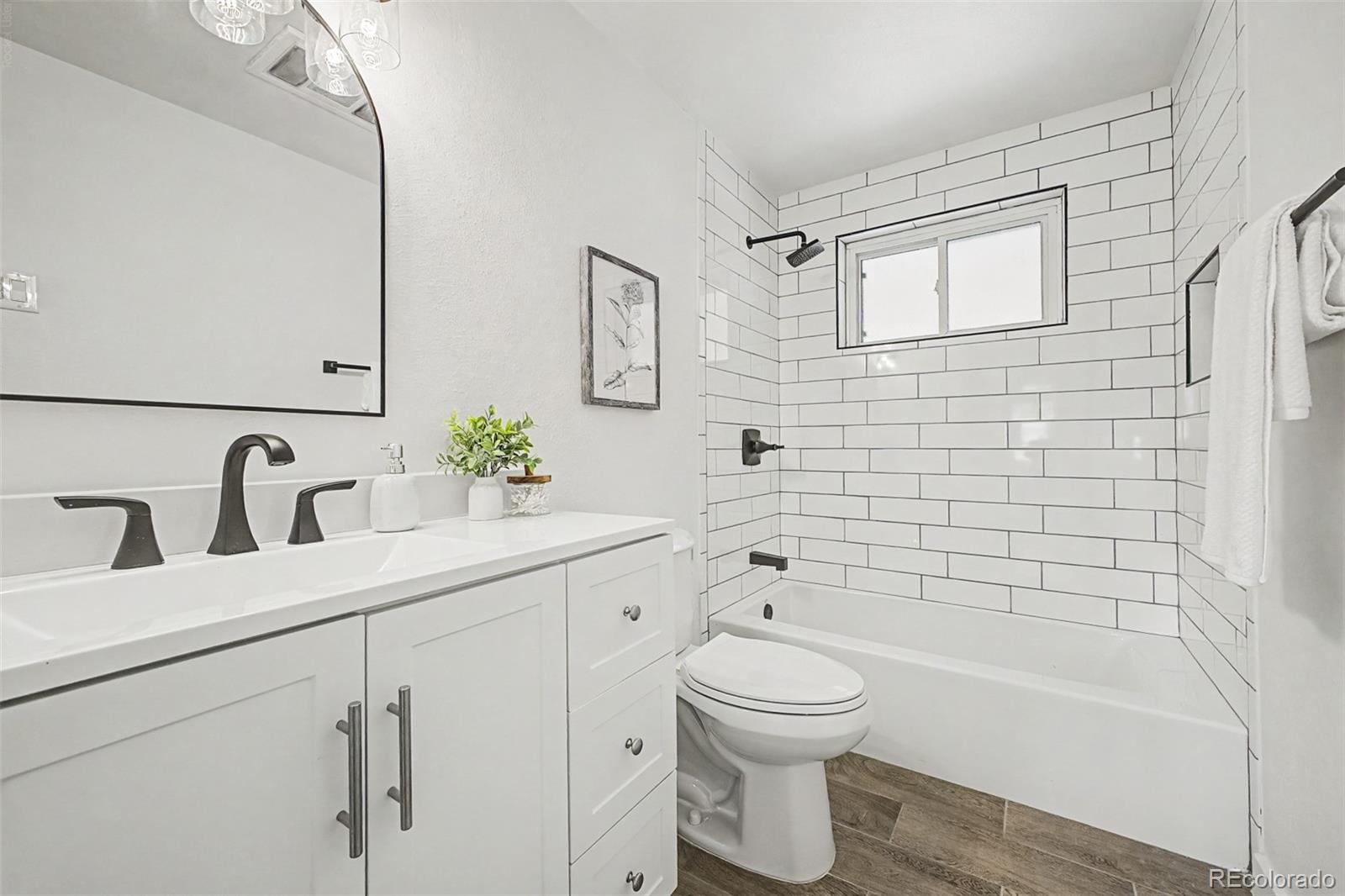 MLS Image #16 for 11756 e virginia place,aurora, Colorado