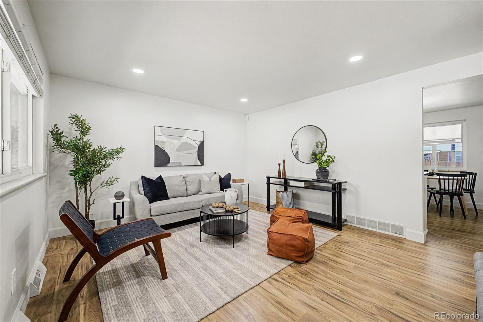 MLS Image #5 for 11756 e virginia place,aurora, Colorado