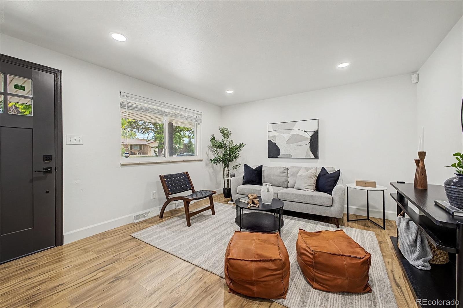 MLS Image #7 for 11756 e virginia place,aurora, Colorado
