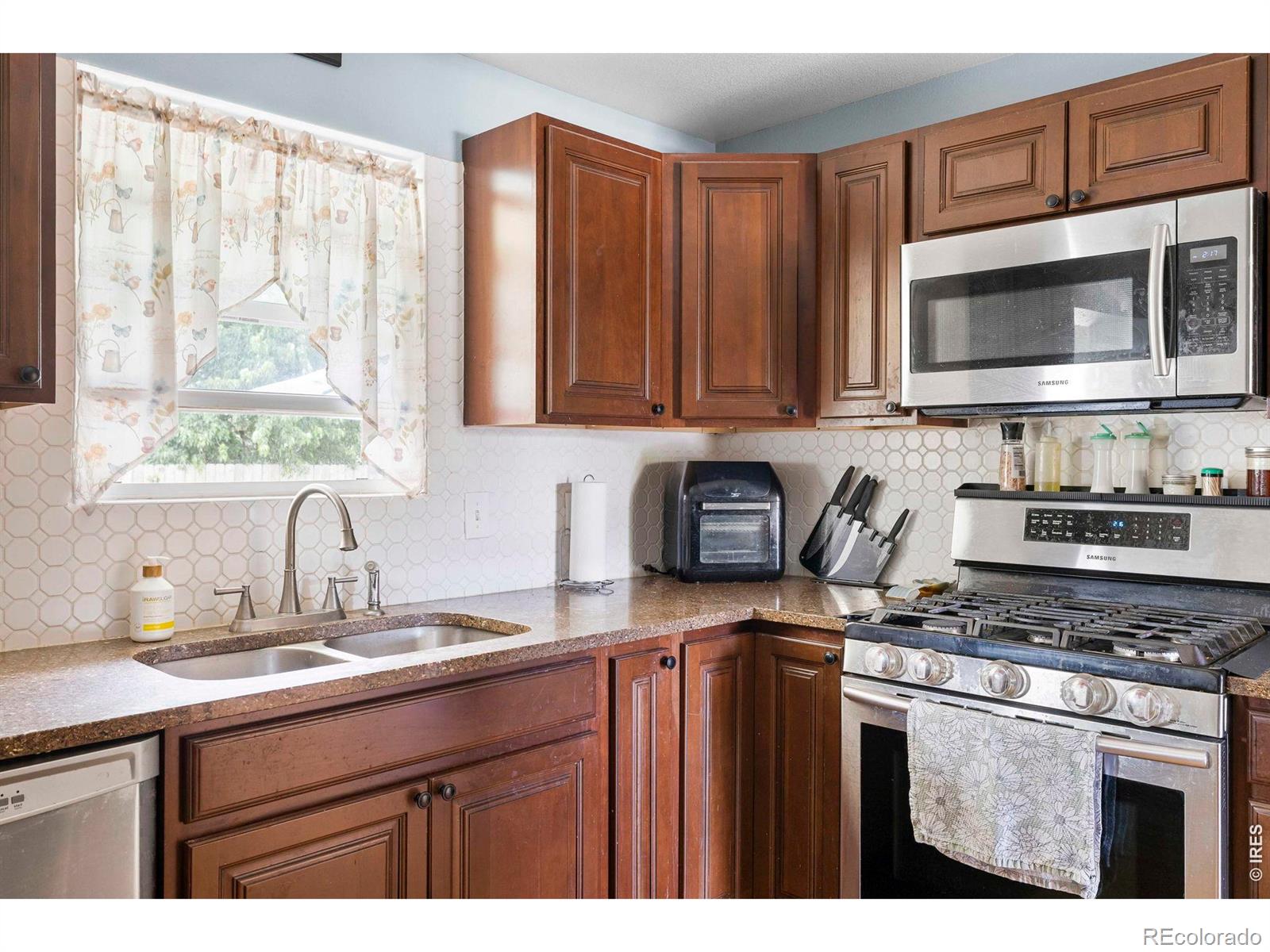 MLS Image #14 for 349 s 3rd st ct,la salle, Colorado