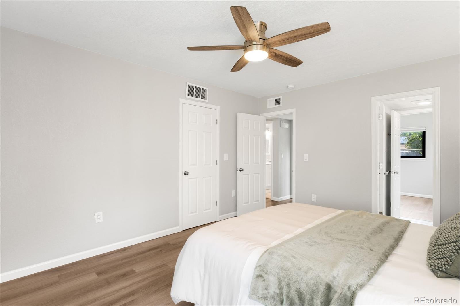 MLS Image #12 for 720  troy street,aurora, Colorado