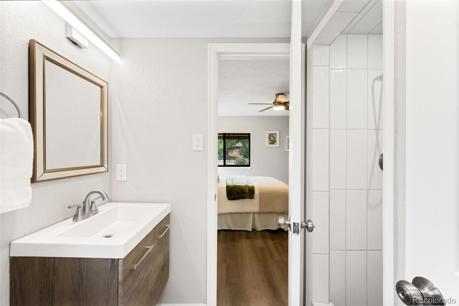 MLS Image #13 for 720  troy street,aurora, Colorado