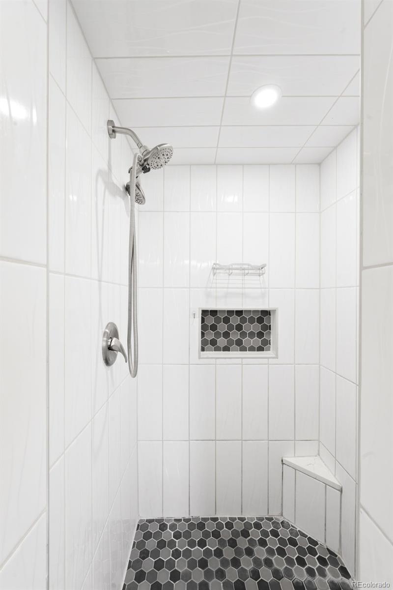 MLS Image #16 for 720  troy street,aurora, Colorado