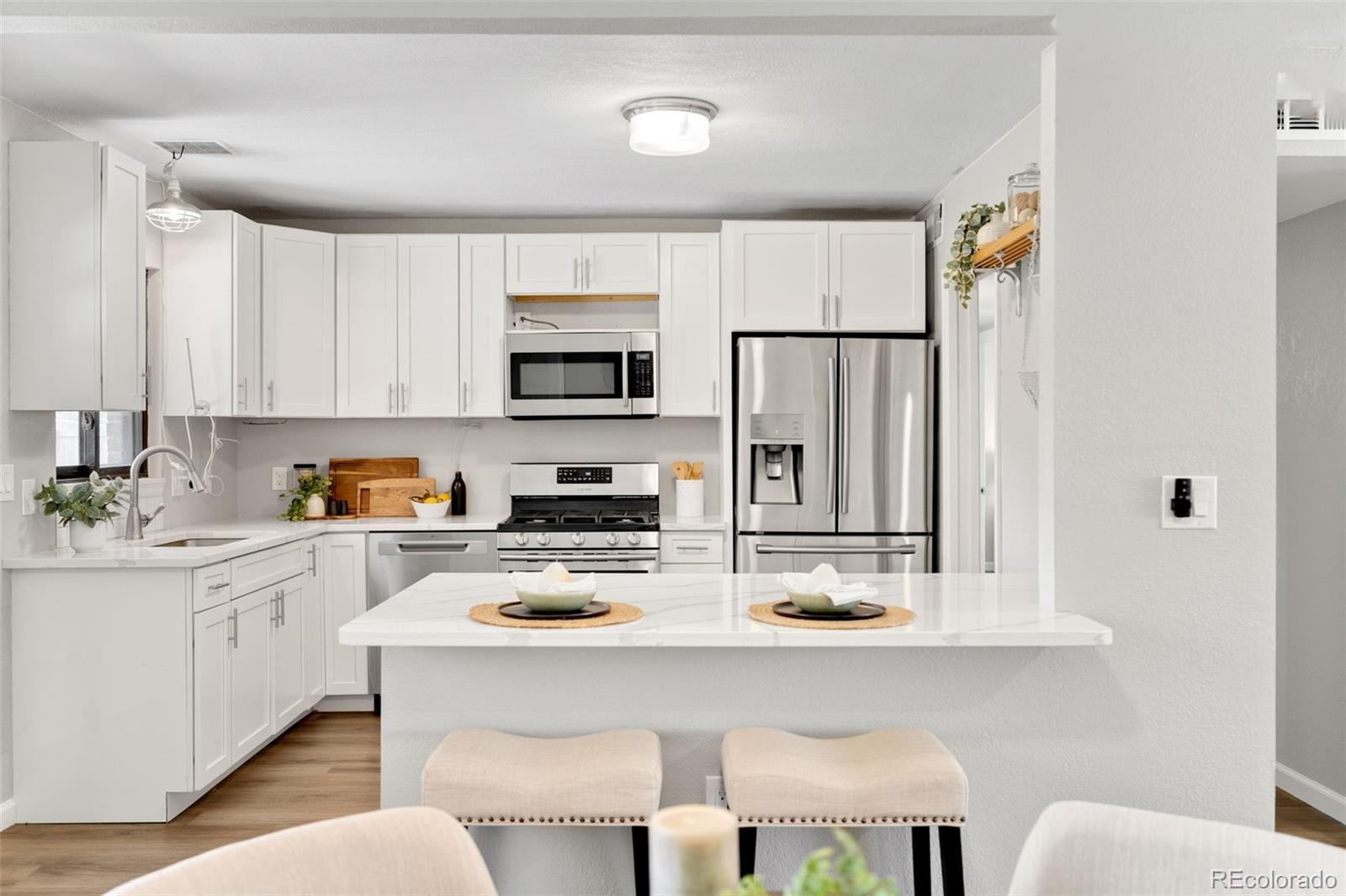 MLS Image #6 for 720  troy street,aurora, Colorado