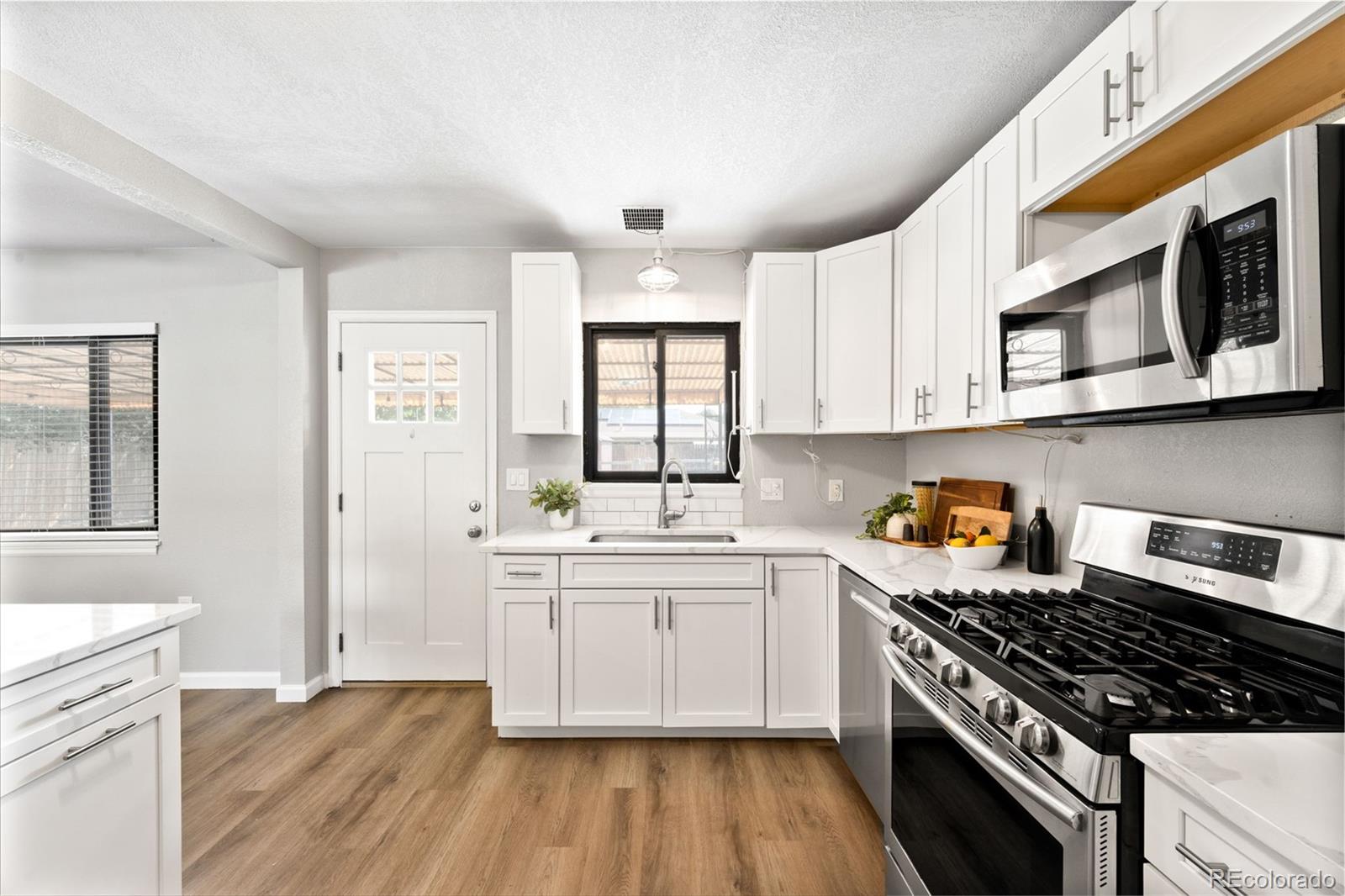 MLS Image #7 for 720  troy street,aurora, Colorado