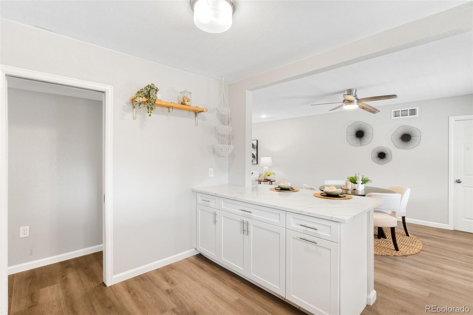 MLS Image #8 for 720  troy street,aurora, Colorado