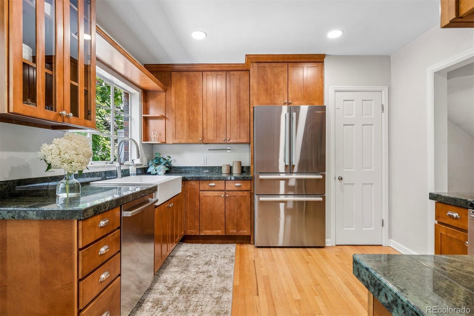 MLS Image #15 for 115 n marion street,denver, Colorado