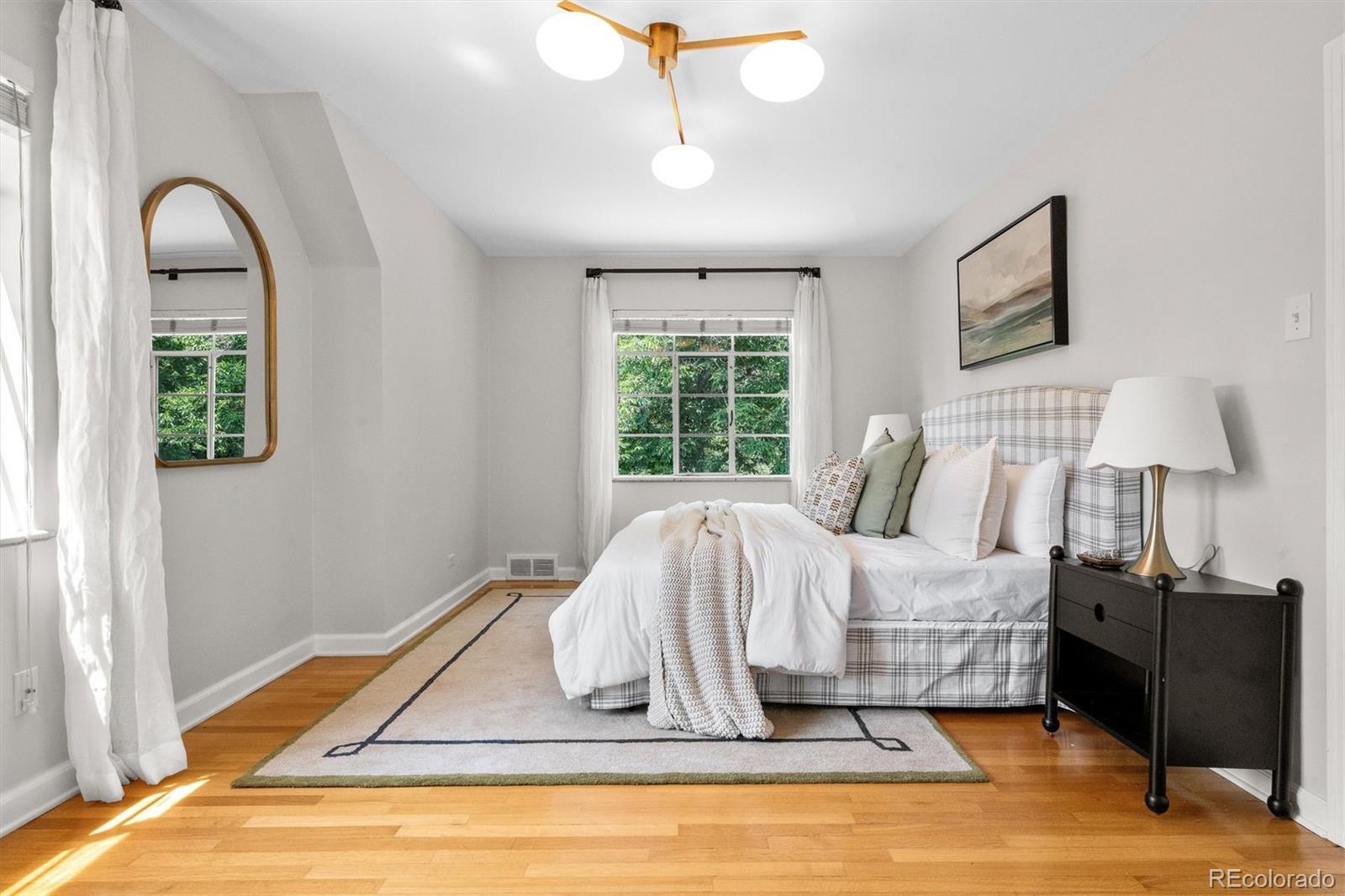 MLS Image #9 for 115 n marion street,denver, Colorado