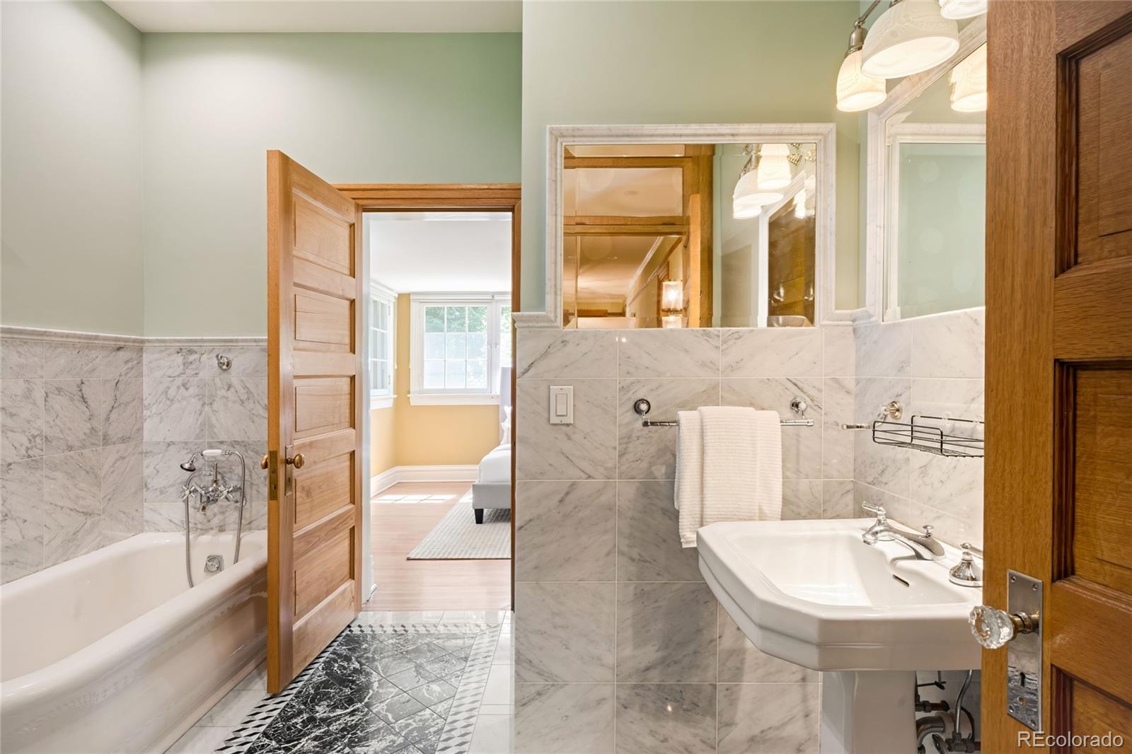 MLS Image #31 for 1100 n humboldt street,denver, Colorado