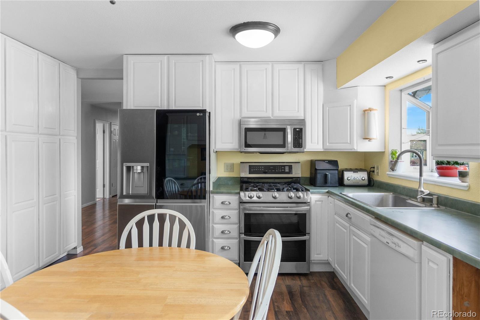 MLS Image #9 for 13384 w utah circle,lakewood, Colorado