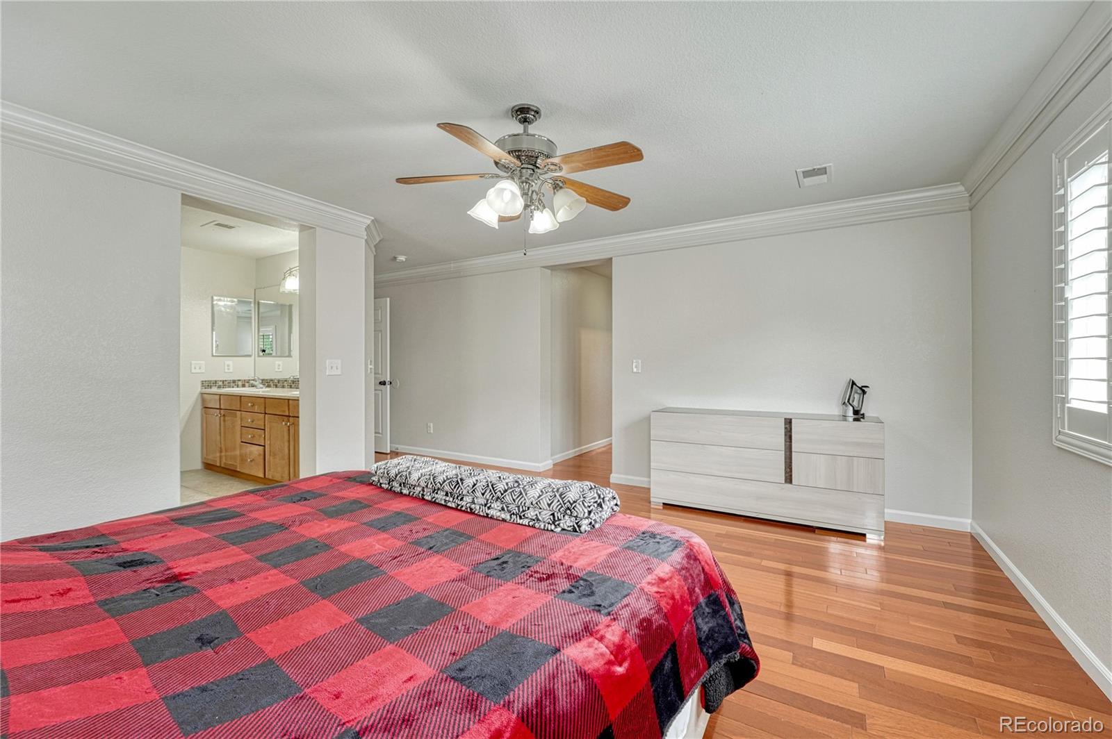 MLS Image #28 for 5050 s riviera court,aurora, Colorado